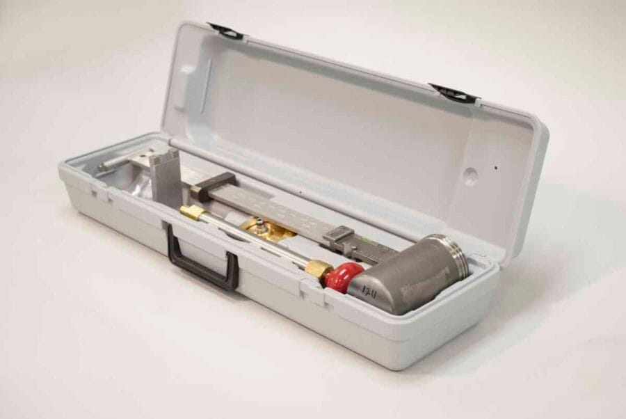 Halliburton Pressurized Mud Balance, w/case